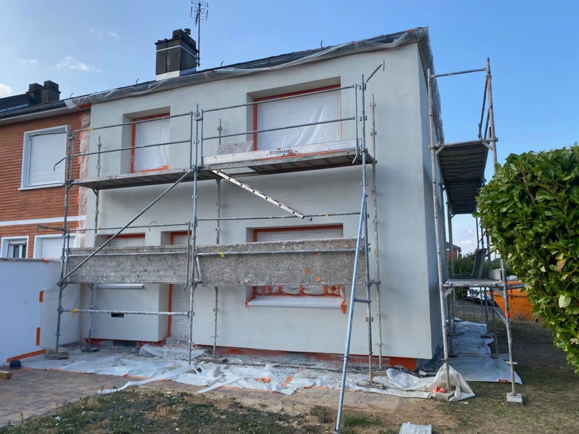 Application du sous-enduit